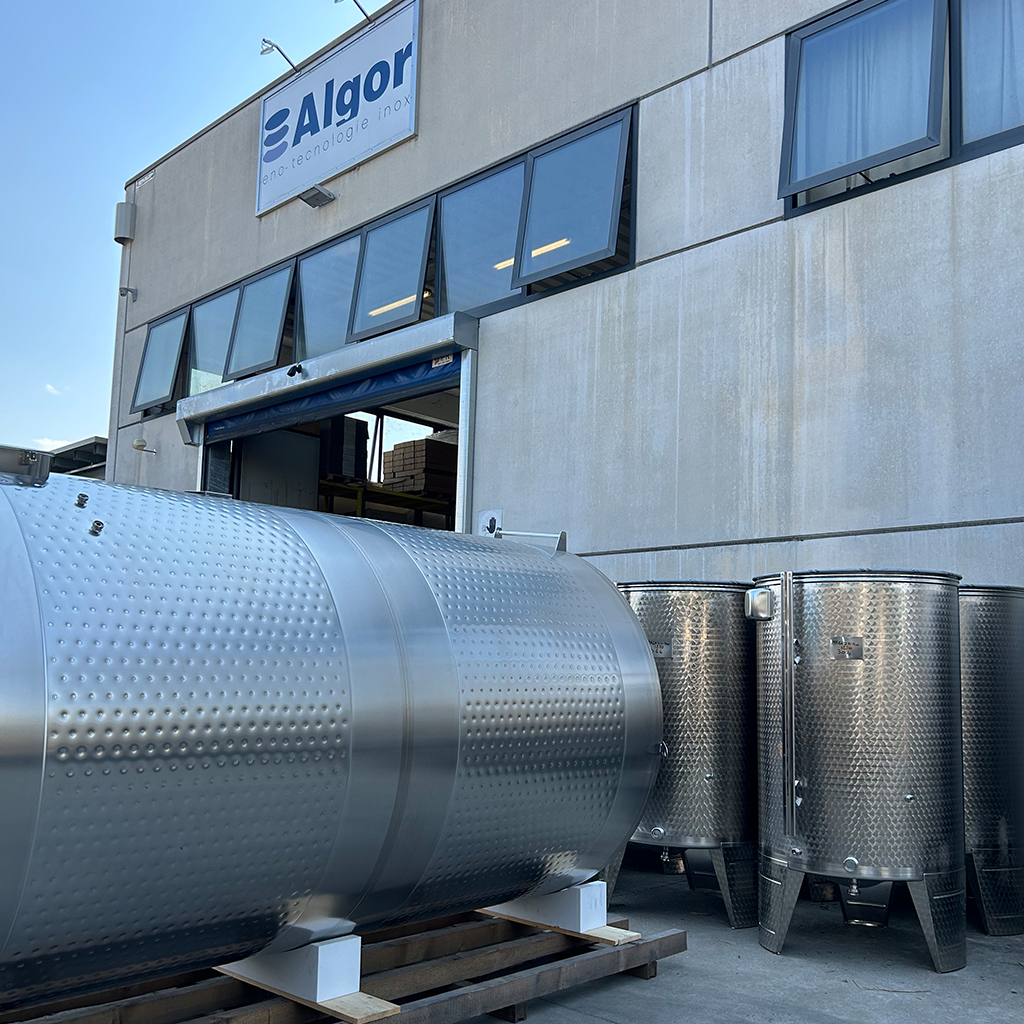 Quanto dura un serbatoio inox? Costi, manutenzione e ROI